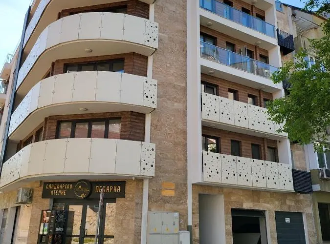 アパート Amaya *